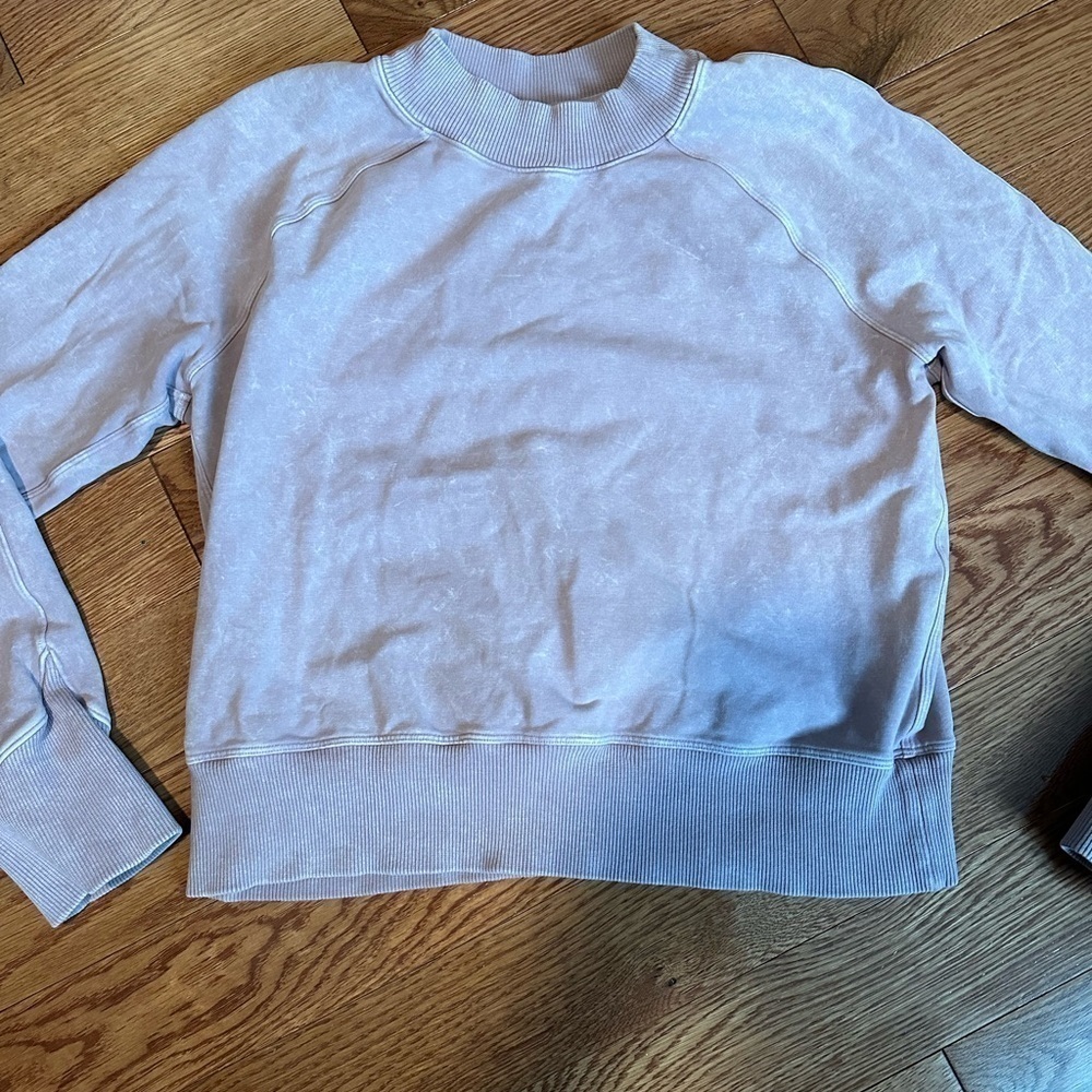Lululemon crew neck